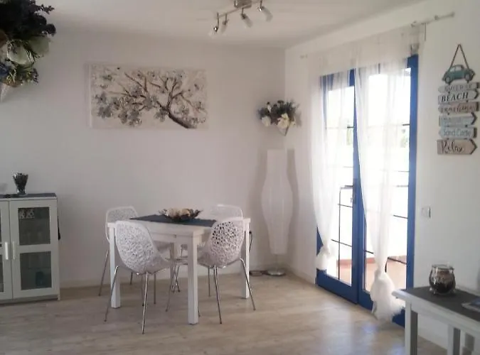 Delia Apartment